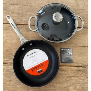 Le Creuset Toughened Non-stick PRO 3-Piece Cookware Set NEW